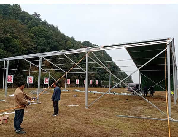某軍事學院篷房